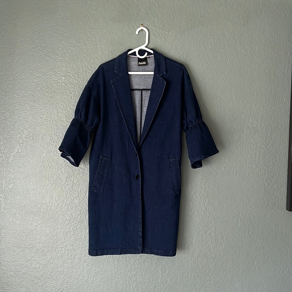 Denim midlength jacket, cute puffy sleeves, two button closure, pockets